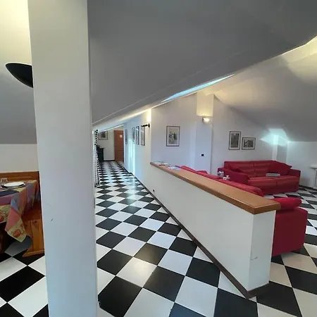 Riviera 1931 Casa Mansarda *